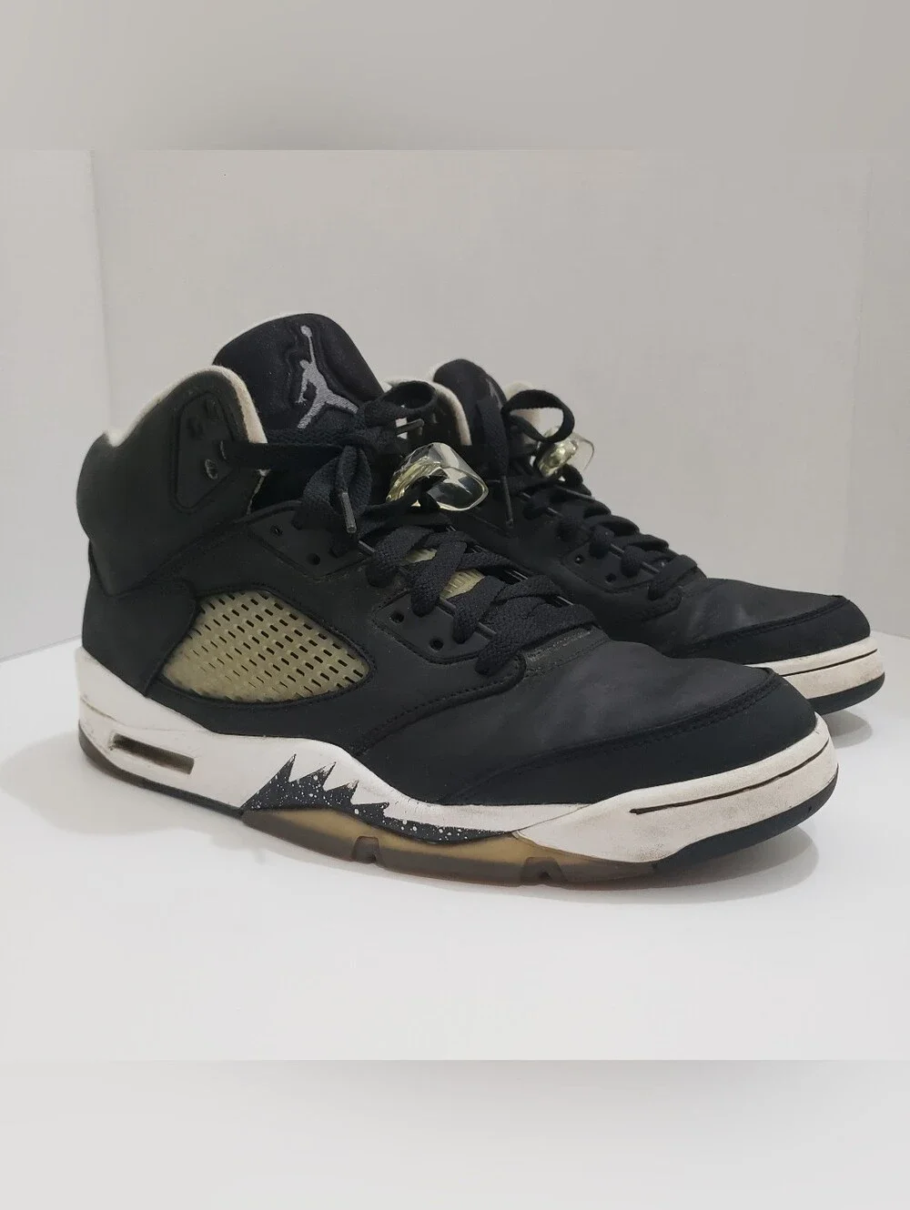 Jordan Air Jordan 5 Retro Oreo Black/Cool Grey/White Suede CT4838-011 Men's 10..
